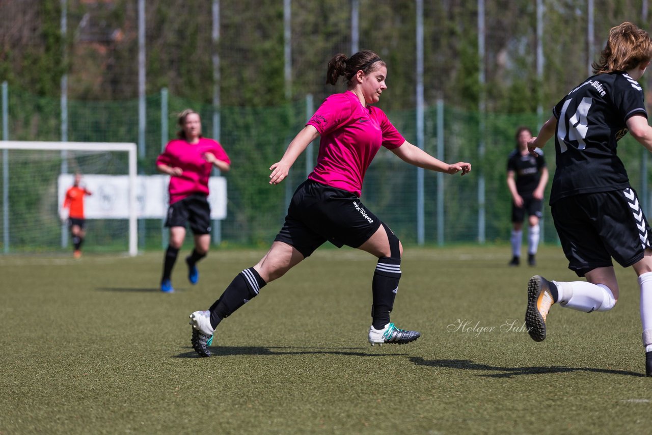 Bild 70 - B-Juniorinnen Pokalfinale SV Henstedt Ulzburg - SG Holstein Sued : 2:0